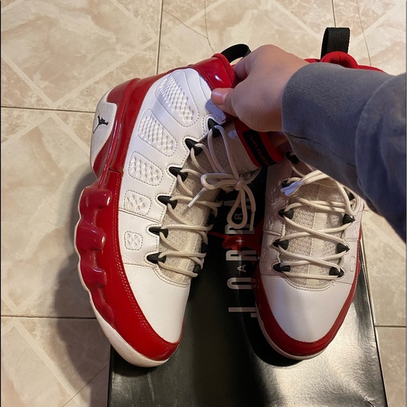 Gym red 9s size 10 9/10 condition og all - Picture 2 of 2